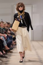 Look-02