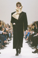 Celine_Hiver_26_look_07