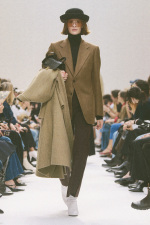 Celine_Hiver_26_look_17