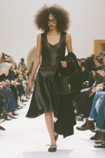 Celine_Hiver_26_look_18