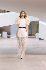 chanel_009_ss2025_hc-2-HD