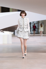 chanel_034_ss2025_hc-2-HD