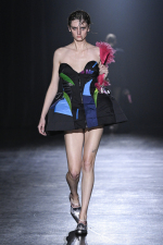 Chika-Kisada-25AW_Look16