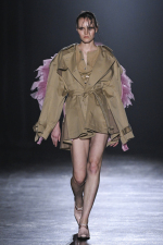Chika-Kisada-25AW_Look27