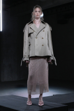 Chika-Kisada-26SS_LOOK11