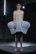 Chika-Kisada-26SS_LOOK2