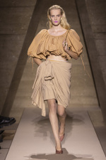 Chloe–Summer2026–34
