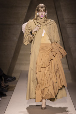 Chloe–Summer2026–37
