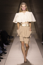 Chloe–Summer2026–40