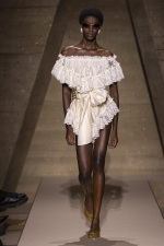 Chloe–Summer2026–50