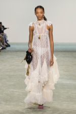 CHLOE_SHOW_FW25_12