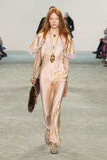 CHLOE_SHOW_FW25_27