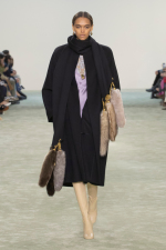 CHLOE_SHOW_FW25_28