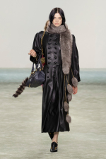 CHLOE_SHOW_FW25_31