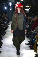 comme_des_garcons_winter_25_20