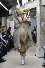 Comme-des-garcons-SS26-def-2x3-015
