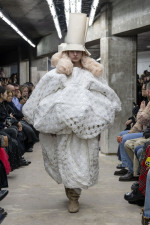 Comme-des-garcons-SS26-def-2x3-017
