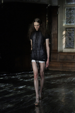 Dilara-Findikoglu_Look_19