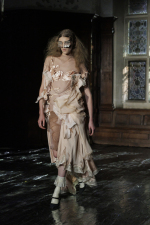 Dilara-Findikoglu_Look_6