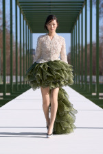 DIOR_W_RTW_FW2627_FRONT_LOOK_02_2x3
