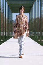 DIOR_W_RTW_FW2627_FRONT_LOOK_05_2x3