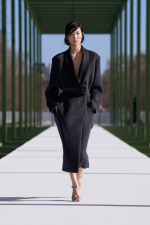 DIOR_W_RTW_FW2627_FRONT_LOOK_19_2x3