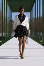 DIOR_W_RTW_FW2627_FRONT_LOOK_43_2x3