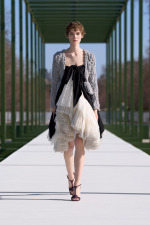 DIOR_W_RTW_FW2627_FRONT_LOOK_59_2x3