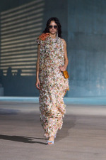 DIOR_W_RTW_CRUISE27_FRONT_LOOK_10_2x3