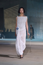 DIOR_W_RTW_CRUISE27_FRONT_LOOK_14_2x3