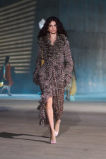 DIOR_W_RTW_CRUISE27_FRONT_LOOK_23_2x3