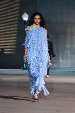 DIOR_W_RTW_CRUISE27_FRONT_LOOK_36_2x3