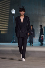 DIOR_W_RTW_CRUISE27_FRONT_LOOK_37_2x3