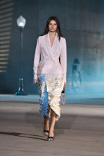 DIOR_W_RTW_CRUISE27_FRONT_LOOK_46_2x3