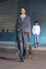 DIOR_W_RTW_CRUISE27_FRONT_LOOK_73_2x3