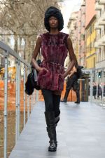 DG_WOMEN_SHOW_WINTER_2025__PHOTO_GORUNWAY_LOOK_32_OUTDOOR