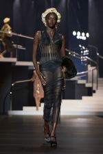 DG_Women_sFashionShow_SS25_Runway-50