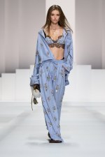 DG_WOMAN_SHOW_SUMMER_2026__PHOTO_GORUNWAY_LOOK_01