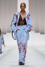 DG_WOMAN_SHOW_SUMMER_2026__PHOTO_GORUNWAY_LOOK_04