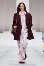 DG_WOMAN_SHOW_SUMMER_2026__PHOTO_GORUNWAY_LOOK_05