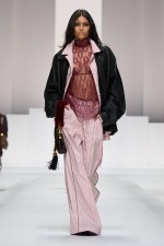 DG_WOMAN_SHOW_SUMMER_2026__PHOTO_GORUNWAY_LOOK_07