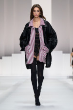 DG_WOMAN_SHOW_SUMMER_2026__PHOTO_GORUNWAY_LOOK_34