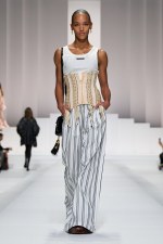 DG_WOMAN_SHOW_SUMMER_2026__PHOTO_GORUNWAY_LOOK_37