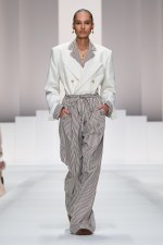 DG_WOMAN_SHOW_SUMMER_2026__PHOTO_GORUNWAY_LOOK_41