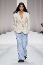 DG_WOMAN_SHOW_SUMMER_2026__PHOTO_GORUNWAY_LOOK_42