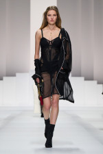 DG_WOMAN_SHOW_SUMMER_2026__PHOTO_GORUNWAY_LOOK_60