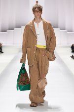 DG_MEN_SHOW_SUMMER_2026__PHOTO_GORUNWAY_LOOK_01