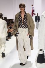 DG_MEN_SHOW_SUMMER_2026__PHOTO_GORUNWAY_LOOK_21