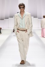 DG_MEN_SHOW_SUMMER_2026__PHOTO_GORUNWAY_LOOK_40