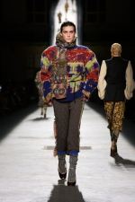Dries-Van-Noten-F26-021